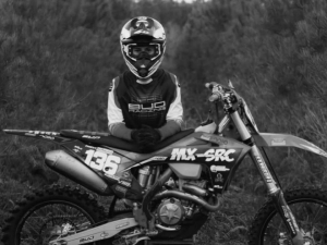 Франциялик 21 ёшли мотопойгачи мусобақа вақтида вафот этди