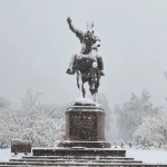 Ertaga qayerlarda qor yog‘ishi aytildi