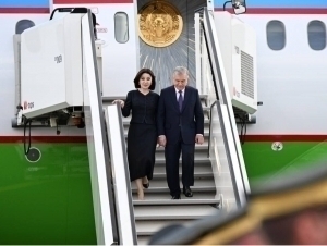Мирзиёев рафиқаси билан Люблянага борди