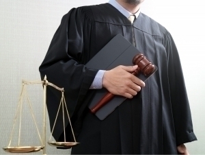 Endi sudyalikka nomzodlar akademiyada o‘qitiladi