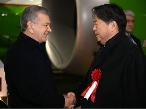 Шавкат Мирзиёев ҳам Токиога етиб борди