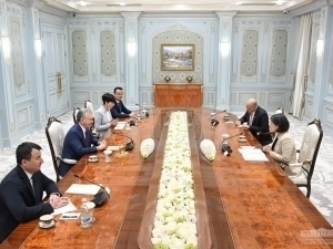 Mirziyoyev meets with US Trade Representative