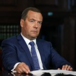 Медведев Украина бўйича янги музокаралар шартини айтди