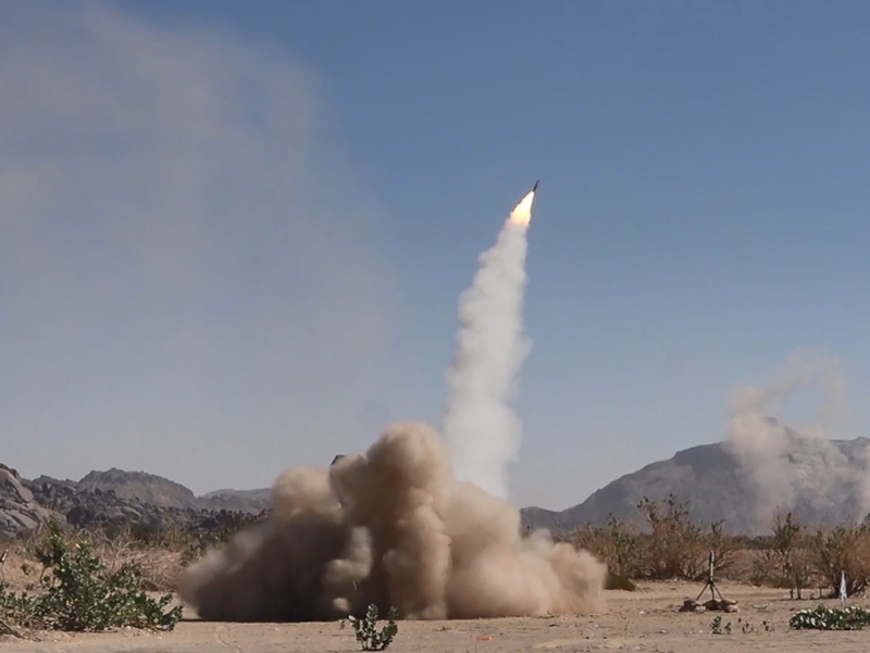 Husiylar Saudiya poytaxtiga ikki ballistik raketa va dronlar uchirdi