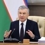 Prezident yaqinda oila qurgan Paralimpiada chempionini tabrikladi (video)