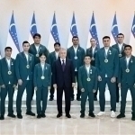 Mirziyoyev meets with Olympic winners and medalists