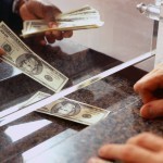 Yangi hafta dollar kursi tushishi bilan boshlanadi