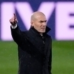 Zidan murabbiylikka qaytishi mumkin