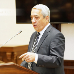 Deputat Azamat Ziyo: Erkinlik xavfli kuch 