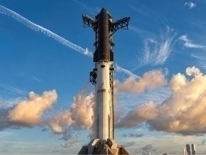 Starship космик кемаси ўз тарихидаги илк орбитал парвозга йўл олди (видео)