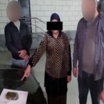 Farg‘onada ayolning mashinasidan yarim kg “gashish” topildi (video)