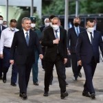 Mirziyoyev proposes to remove a norm on governors from the constitution