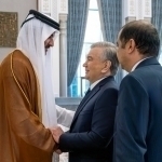Prezident Qatar amiri bilan uchrashib, unga hamdardlik bildirdi