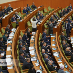 Senatda 4 qonun va 2 kodeksga daxl qiluvchi qonun ma’qullandi