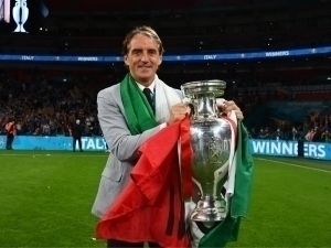 Roberto Manchini yana Italiya terma jamoasi bosh murabbiyi bo‘ladi