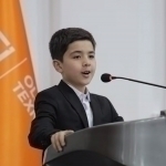 Olmaliq shahriga 13 yoshli bola “xokim bo‘ldi” (video)