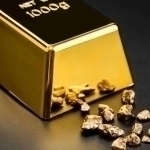 Gold prices fall to record low