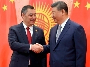 Japarov Si Szinpinni Bishkekka taklif qildi