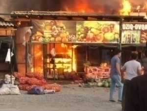 Surxondaryoda oziq-ovqat do‘koni yonib ketdi (video)