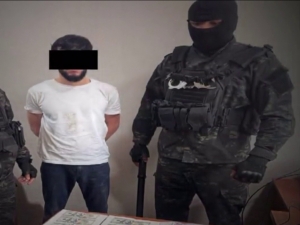 $10 минглик сир: Қўқонда эркак танишини “шантаж” қилди (видео)