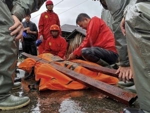Indoneziyadagi tabiiy ofatlarda 174 kishi halok bo‘ldi 