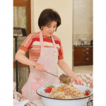 Saida Mirziyoyeva Prezident yakshanba kuni oshxona ishlarida rafiqasiga yordamlashishini aytdi