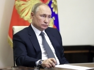 Путин қарийб 100 ёшгача ҳокимиятда қолишни истайди – ОАВ