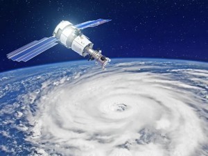 NASA тропик бўронларга тайёр туриш учун “спутник” учирмоқчи