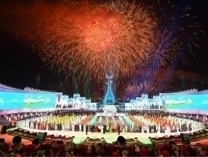 Президент мустақилликнинг 35 йиллигини нишонлаш бўйича қарорни имзолади