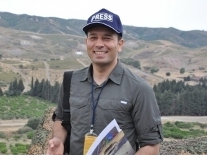 NATO bazasida jonli efir qilgan jurnalist hibsga olindi