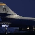 Avstraliya BAAga raketalar va harbiylarni yuboradi