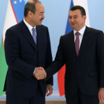 Aripov Rasulzoda bilan chegaralarni ochish va aviaqatnovlarni tiklash masalasini muhokama qiladi