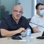 Dilmurod Ergashev karantinni bekor qilib, sog‘ayganlarga immunologik pasport berishni taklif qilyapti