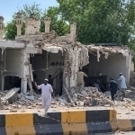 Pokistonda masjid portlatildi. O‘nlab qurbonlar bor (video)