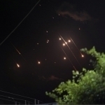 Eron Isroil poytaxtiga raketalar yog‘dirdi (video)