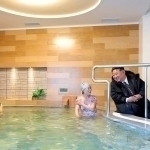 Ким Чен Ин Шимолий Кореядаги ҳаммомларни кўздан кечирди