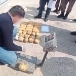 Urgutda Tojikistondan qariyb 30 kg narkotikni olib o‘tganlar ushlandi (video)