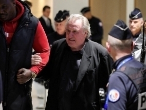 Суд 76 ёшли Депардьени жинсий зўравонликда айбдор деб топди