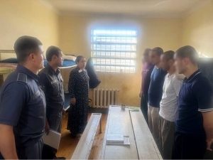 Бухорода маҳкумларни қийнаган қамоқхона ходимларига нисбатан текширув бошланди