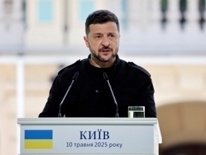 Зеленский Истанбулда фақат Путин билан музокара олиб боради