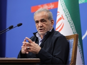 Эрон Президенти ўз маошини мактаб қурилишига хайрия қилди