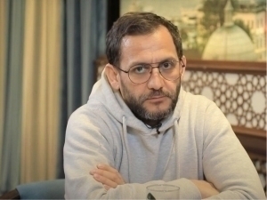 Жаҳонгир Отажоновни бошқа бир санъаткор 2,3 млрд сўмга “ухлатди”