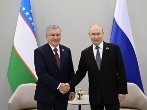 Shavkat Mirziyoyev Vladimir Putin bilan uchrashdi