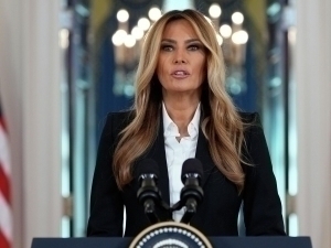 Melaniya Tramp Putin bilan aloqa kanali o‘rnatilganini aytdi