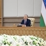 Мирзиёев мебель хомашёси учун божни камайтиришга рози бўлди