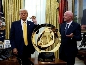 Трампдан футбол мухлисларига совға: виза гарови талаби бекор қилинди