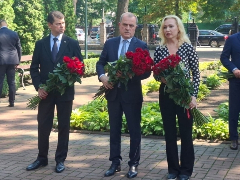 Путинга қарши юриш: Жайҳун Байрамов Украинага борди (видео)
