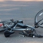 Toshkentda avtobus velosipedchini urib ketdi 