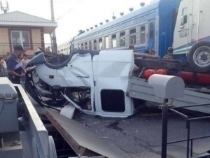 “Gazel” got under the train in Surkhandarya