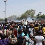 Nigerda namoyishchilar Fransiya elchixonasiga hujum qilmoqchi